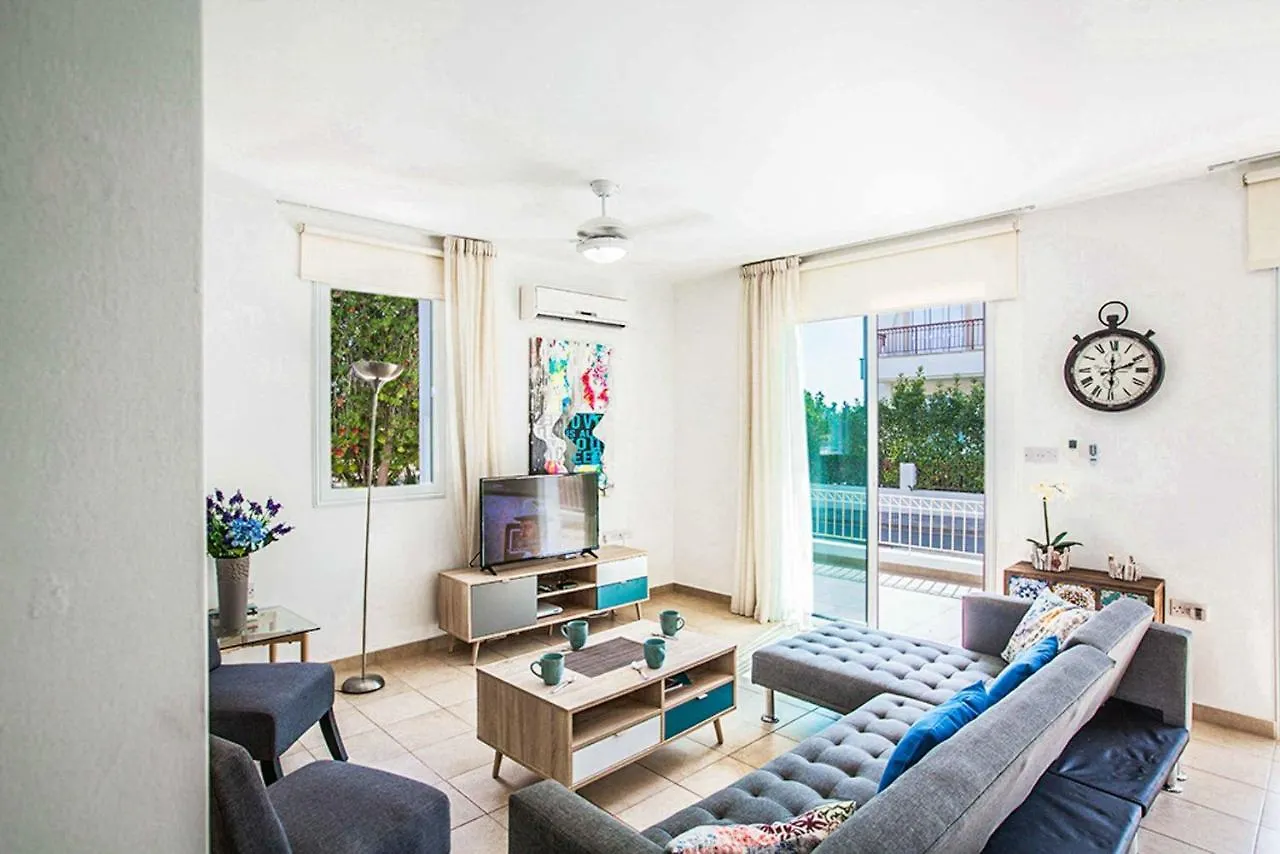 פרוטאראס Villa Cayenne קפריסין